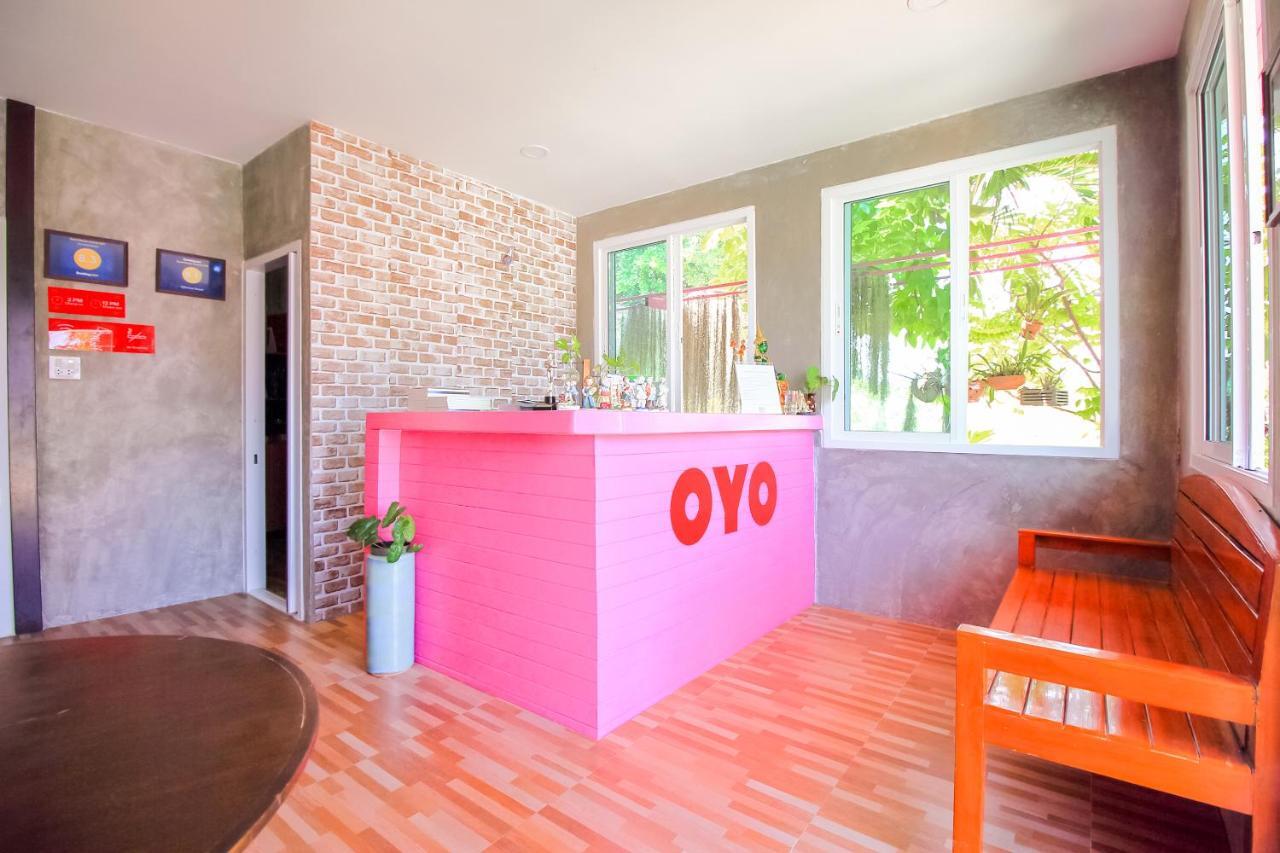 Oyo 354 Ton Hom Resort & Villa HHQ Exterior photo