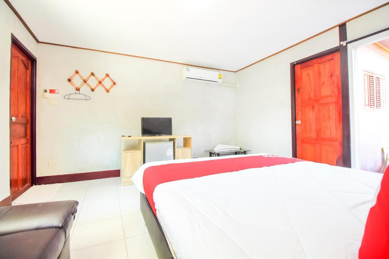Oyo 354 Ton Hom Resort & Villa HHQ Exterior photo