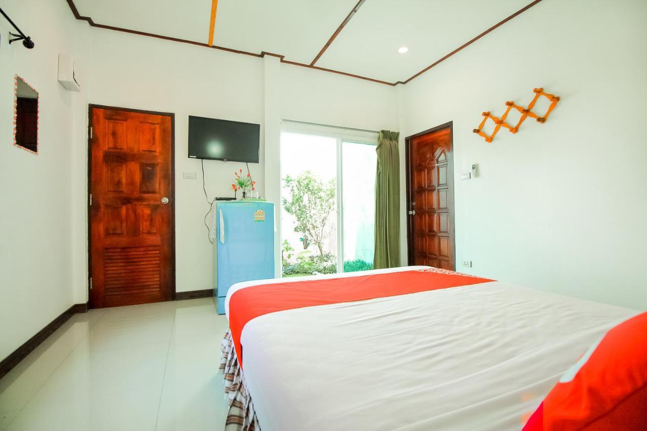 Oyo 354 Ton Hom Resort & Villa HHQ Exterior photo